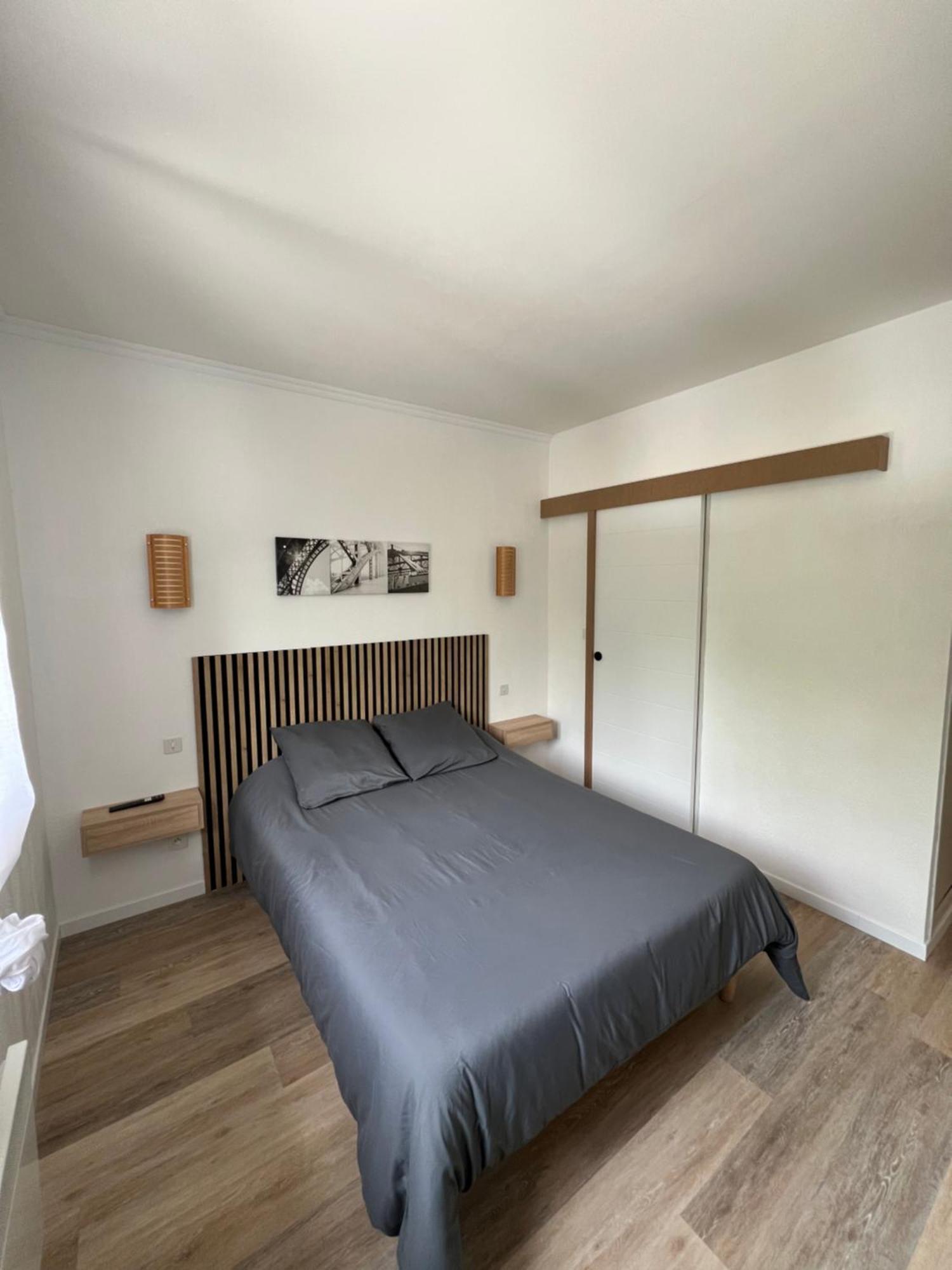 Complexe Les 4 Saisons Hotel Oust Eksteriør billede
